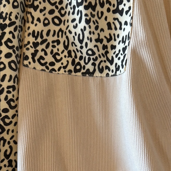 SHEIN Beige Leopard Print corduroy - Picture 3 of 4
